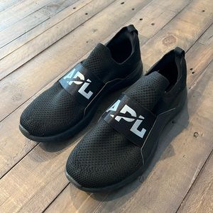 APL shoes